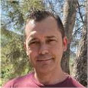 Profesor de Matemáticas hasta la universidad.
Física y química 