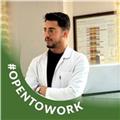 Yapay zeka ile Genom tasarlarken, eğitmen ve mentör kimliğimle geleceğe yön veriyorum.