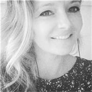 I give private lessons tailored to your needs. Having had to learn a new language I know the struggle.