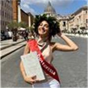 Ciao! I am a native Italian tutor offering tailored lessons to children from Italian families in the UK and high school students 