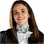 Profesional del marketing, especializada en estrategia, patrocinio y activaciones de marca. Profesora apta para todos los niveles.