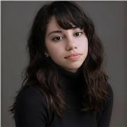 ¡Hola!, Soy Débora y actualmente he terminado de estudiar Bachillerato Científico y Tecnológico. Me gusta mucho enseñar.