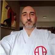 CLASES DE KARATE Y DEFENSA PERSONAL