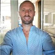 Chimico professionista nel settore dell'industria farmaceutica offre ripetizioni e aiuto compiti di chimica generale e organica