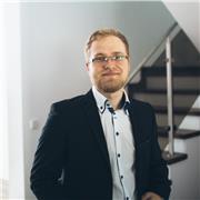 Angehender Molekularbiologe mit Pädagogik-Erfahrung und medizinischer Grundausbildung