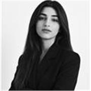 Ana dilim Türkçe olan, iletişim odaklı ve sabırlı bir dil eğitmeniyim.