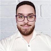 Professeur d'espagnol polyglotte, avec 8 ans d'expérience de tutorat en ligne