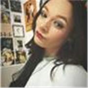 young primary school children with english lessons that are age appropriate 