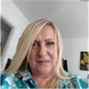 Senior souhaitant transmettre sa connaissance de la langue anglaise