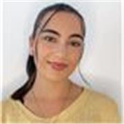 Estudiante de Psicología, graduada en Bachillerato de Ciencias Sociales. Trabajo de forma online. 