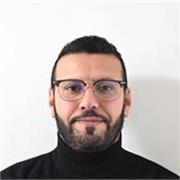 Professeur de design graphique propose cours créatifs personnalisés et professionnels