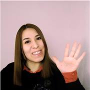 I focus on practical conversations with interesting topics, and adapting to each student's goals.