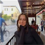 Ciao mi chiamo Elena e sono una studentessa magistrale italo tedesca! 