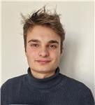 Iscritto alla facoltà di geologia all'università, conseguito il diploma delle scienze umane