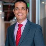 Docente en Derecho y Ciencias Sociales con más de 20 años de experiencia, orientado a estudiantes de grado y posgrado.