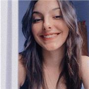 Soy estudiante de Economía y poseo excelentes habilidades de análisis, planificación y trabajo en equipo que he adquirido durante mis estudios