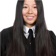 Sóc una estudiant de psicologia. Tinc 22 anys