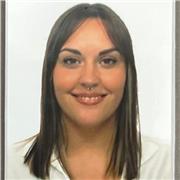 Profesora de apoyo escolar, especializada en materias como inglés y matemáticas