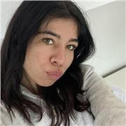 Offro lezioni private a bambini di elementari e medie tutte le materie. Disponibile per aiuto compiti.