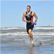 personal trainer, insegnante ginn. posturale, istruttore trx e triathleta con la passione di trasmettere il benessere psicofisico