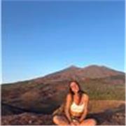 Experiencia como profesora particular de inglés a jóvenes de diferentes edades, nivel A1-B2.