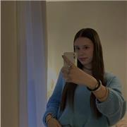 Besoin d'apprendre ou d'approfondir vos connaissances en italien ? Je suis une étudiante prête à vous aider !