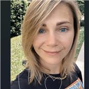 Professeure de yoga certifiée Yoga Alliance donne les cours tous niveaux particulier / collectif , en presentiel / distentiel À Paris et à Boulogne Billancourt