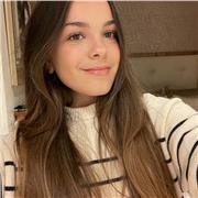 Profesora de apoyo escolar con clases presenciales o online para materias como Ingles y Matematicas.