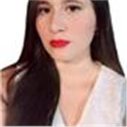 Profesora de Psicología brinda apoyo escolar para adolescentes