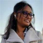 English teacher offering private English lessons for children and adults in Padova