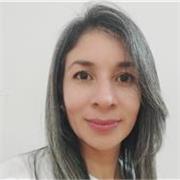 Dinámica, amable y profesional, práctica. En la materia de castellano.