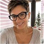 Experienced French teacher offering engaging lessons for adults and teenagers of all levels, from beginners to advanced learners