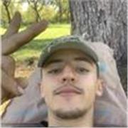 Un nivel C1 en inglés con una gran habilidad a enseñar y explicar