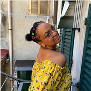 Diplomata al liceo di Scienze Umane e Laureanda in scienze della comunicazione offre ripetizioni delle materie umanistiche