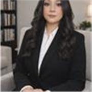 Psicóloga especializada en acompañamiento escolar y apoyo emocional, con experiencia como maestra sombra en procesos de inclusión.