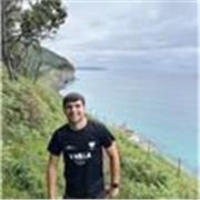Entrenador personal con buena relacion con las personas, abierto  a enseñar y transmitir hábitos saludables y también aprender 