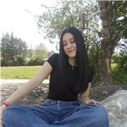 Studentessa di 16 anni presso il liceo linguistico G.Terragni. Posso aiutare elementari e medie