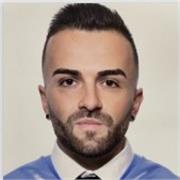 Profesor graduado en Magisterio en Educación Primaria, con la especialidad en Pedagogía Terapéutica y amplia experiencia