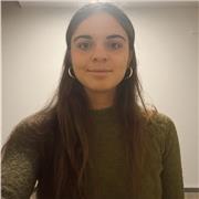 Soy estudiante de Informática y ADE y ofrezco apoyo escolar general centrado en mates y física (también letras e inglés)
