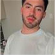 Profesor de español imparte clases de español a niños de todas las edades