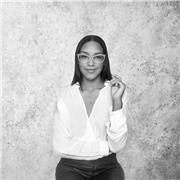 Profesora de matemáticas básicas y administración de empresas para todas las edades.