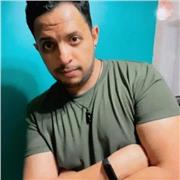 Productor cinematográfico con más de 11 años de experiencia, capacitado para trabajar con principiantes o profesionales.