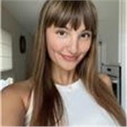 First year student at International University. Majoring in Business field.