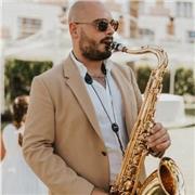 Docente di composizione, contrappunto, solfeggio, sassofono e teoria musicali