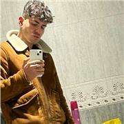 Soy un profesor titulado en microinformatica y redes que sabe enseñar e imparte en la zona de alcoebdnas sanse