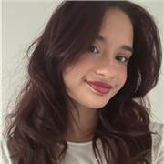 J’accompagne les apprenants dans leur progression en français avec patience, structure et écoute.