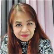 Friendly English tutor for a winning lesson engagement