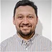 Profesor de física comparte clases para preparar un examen, el ingreso a una carrera o apoyo con determinadas materias