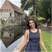 I am not a native speaker but can speak relatively good English and would love teaching other people!