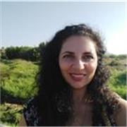 Nativa con vocación y experiencia en dar clases a todas las edades.Modalidad online.